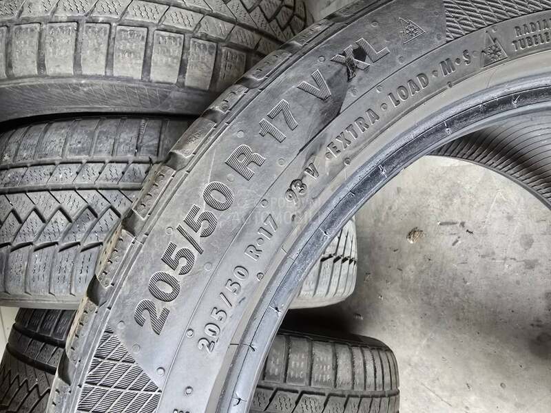 Continental 205/50 R17 Zimska