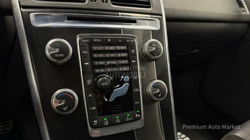 Volvo XC60 /2.0 D4/R-DESIGN/FUL