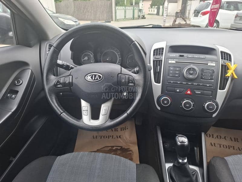 Kia pro_cee`d 1.4B,64.000k m