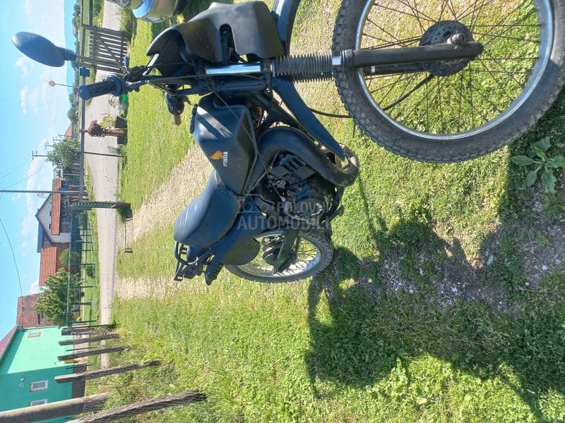 Honda cross