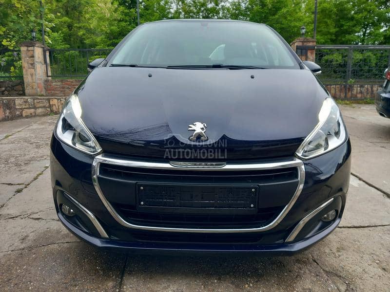 Peugeot 208 1.6HDIe BOSE N.A.V.I