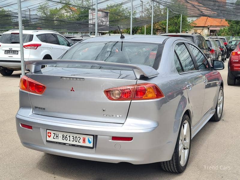 Mitsubishi Lancer 2.0 DID N A V I KOZA