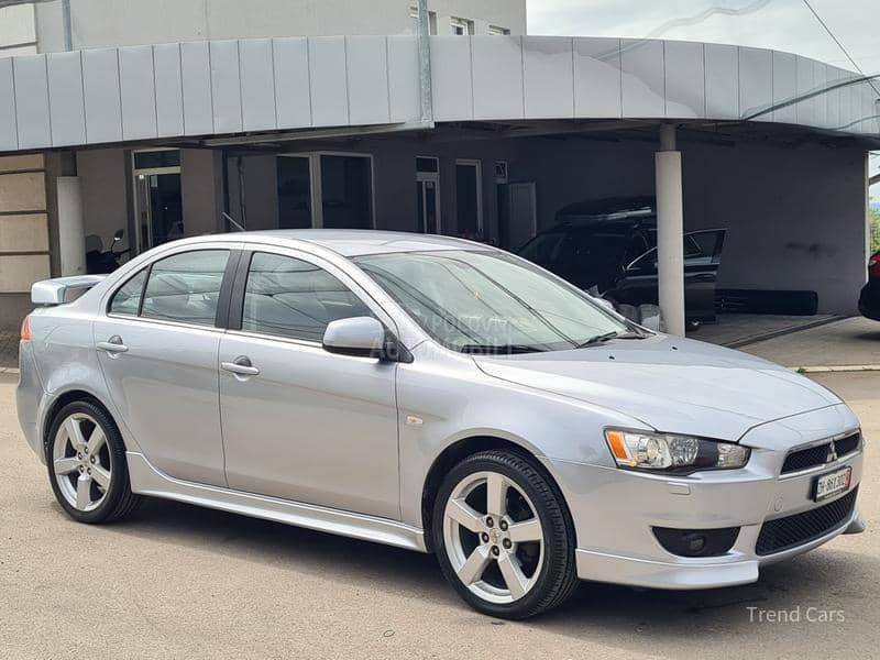 Mitsubishi Lancer 2.0 DID N A V I KOZA