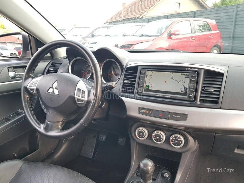 Mitsubishi Lancer 2.0 DID N A V I KOZA