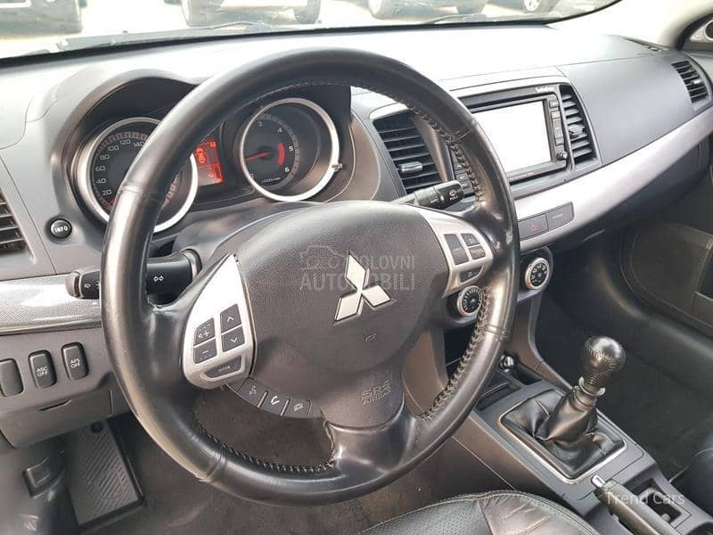 Mitsubishi Lancer 2.0 DID N A V I KOZA