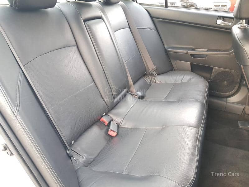 Mitsubishi Lancer 2.0 DID N A V I KOZA