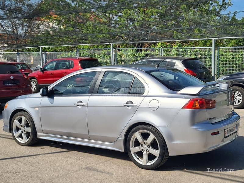 Mitsubishi Lancer 2.0 DID N A V I KOZA