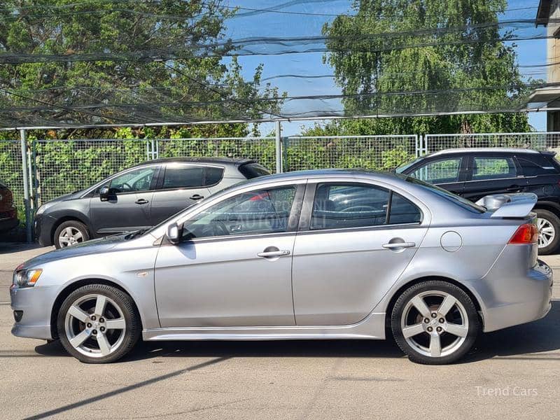 Mitsubishi Lancer 2.0 DID N A V I KOZA
