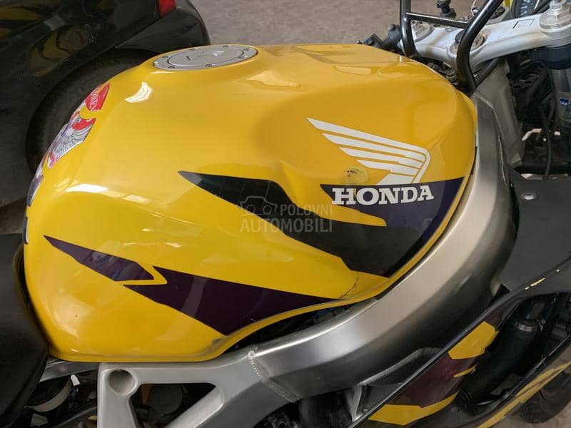 Honda CBR 900