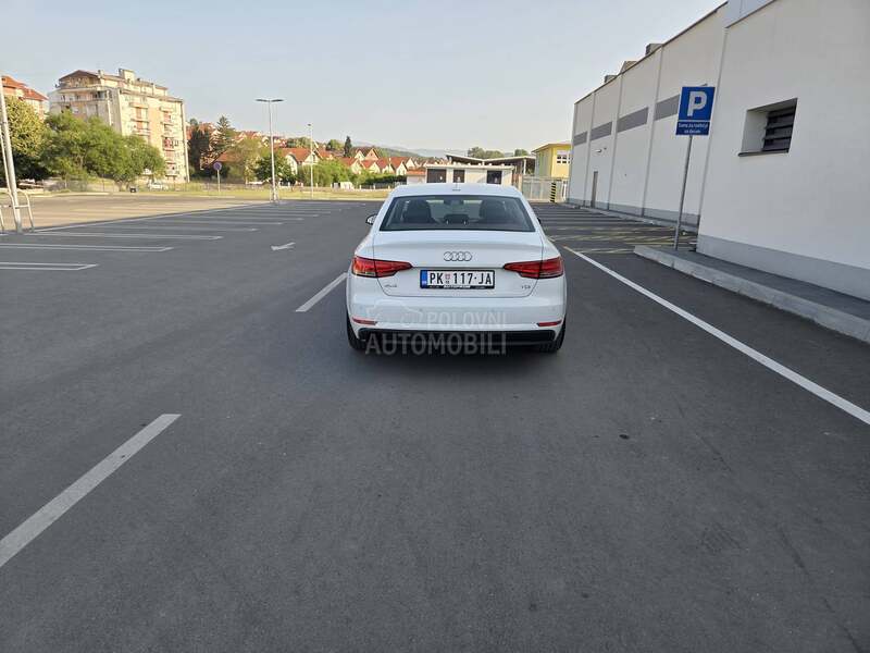 Audi A4 Čitaj Opiis