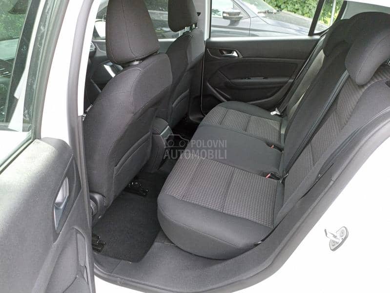 Peugeot 308 1.5 BlueHDI Nav Led