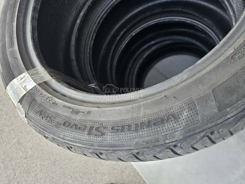Hankook 235/50 R19 Letnja