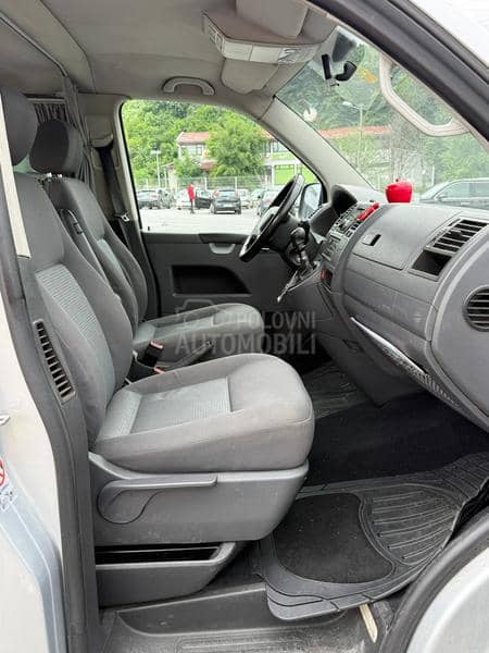 Volkswagen Transporter T5 Caravelle CH