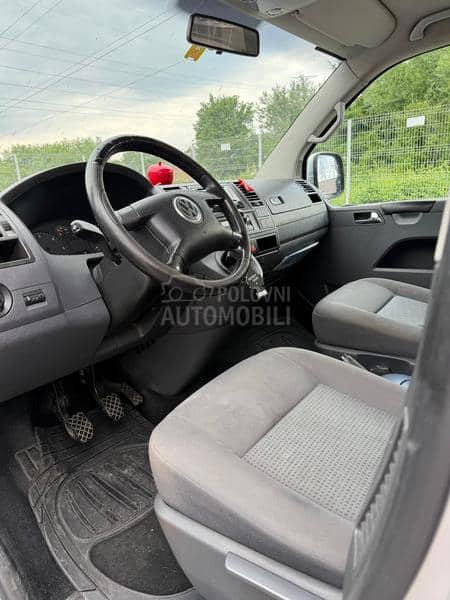 Volkswagen Transporter T5 Caravelle CH