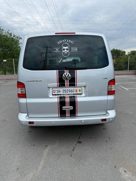 Volkswagen Transporter T5 Caravelle CH