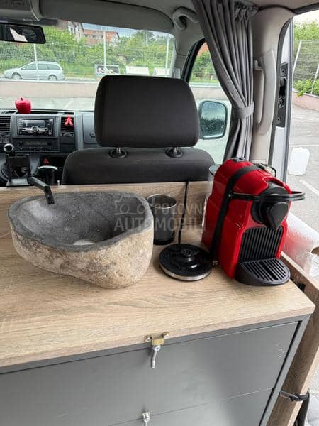 Volkswagen Transporter T5 Caravelle CH