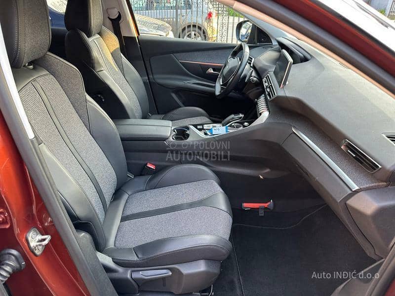Peugeot 3008 1.2PureTech Allure