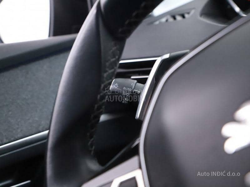 Peugeot 3008 1.2PureTech Allure