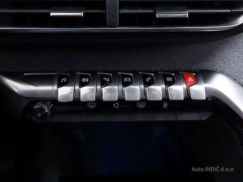 Peugeot 3008 1.2PureTech Allure