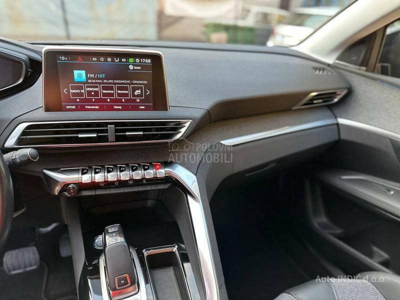 Peugeot 3008 1.2PureTech Allure