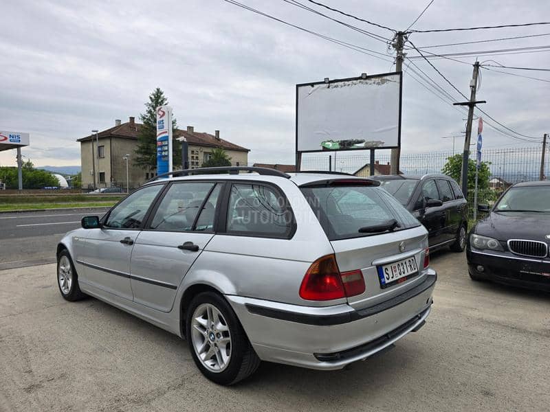 BMW 320 