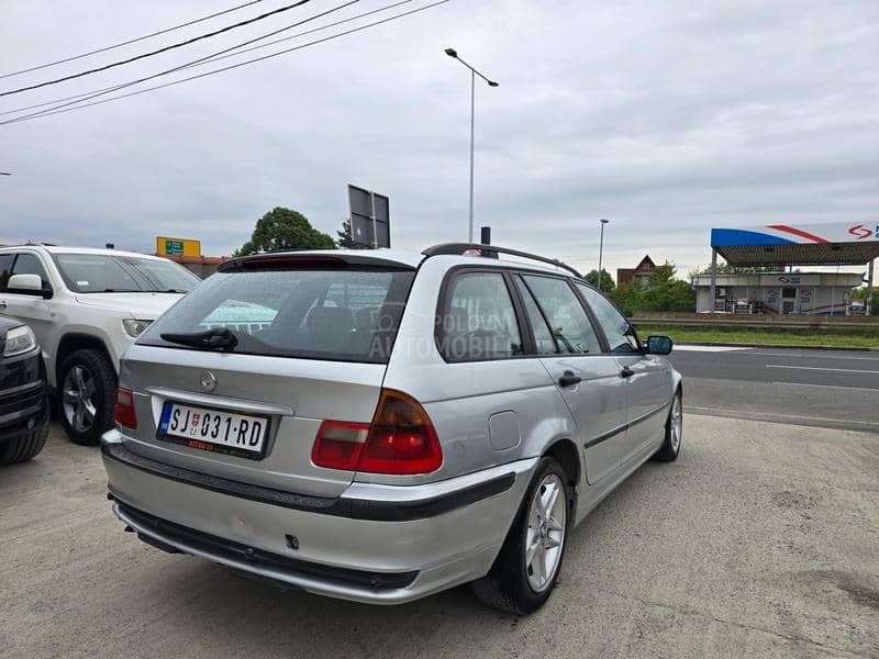 BMW 320 