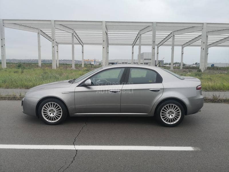 Alfa Romeo 159 1.9JTDm 16V