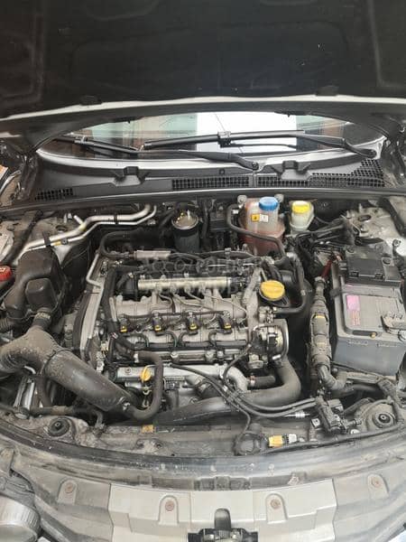 Alfa Romeo 159 1.9JTDm 16V