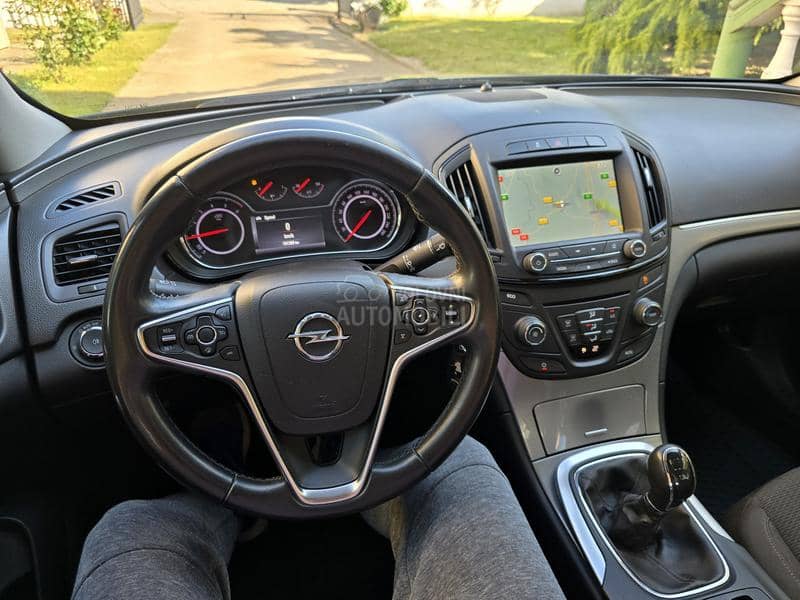 Opel Insignia 