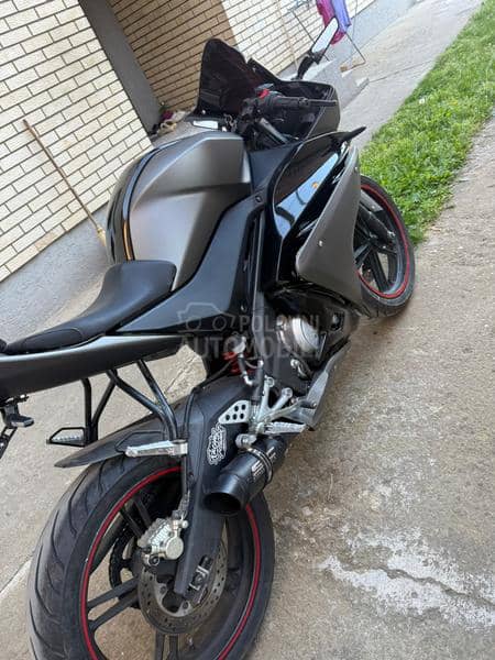 Yamaha R125