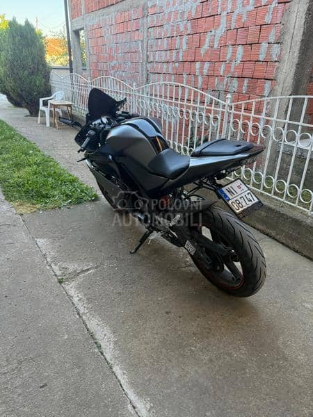 Yamaha R125