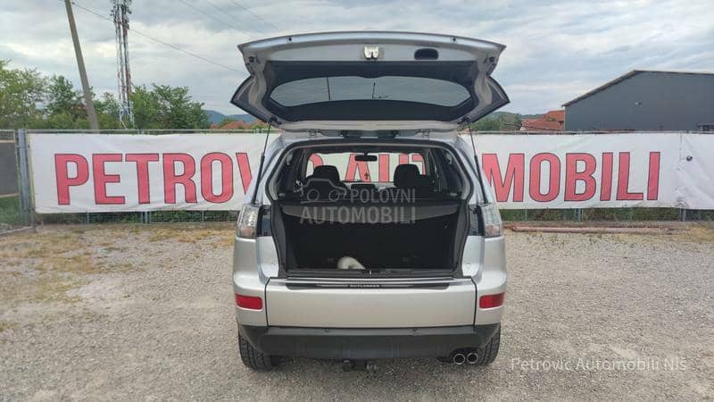 Mitsubishi Outlander 2.0 D /INTENSE/4x4/