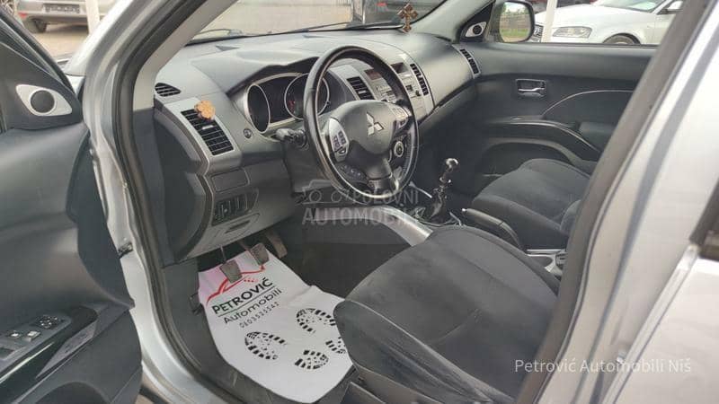 Mitsubishi Outlander 2.0 D /INTENSE/4x4/