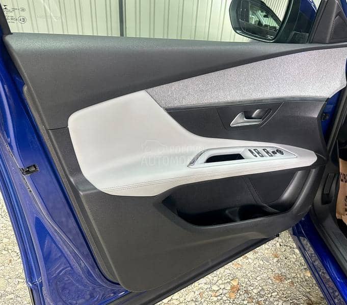 Peugeot 3008 1.5hdi ALLURE