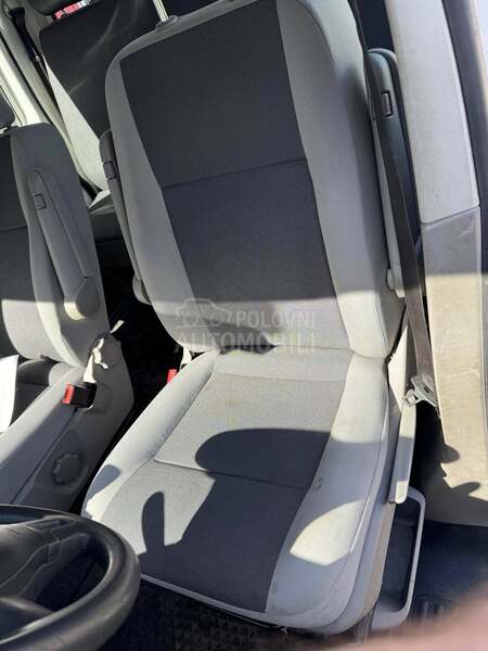Volkswagen Transporter T5 2.0 TDI