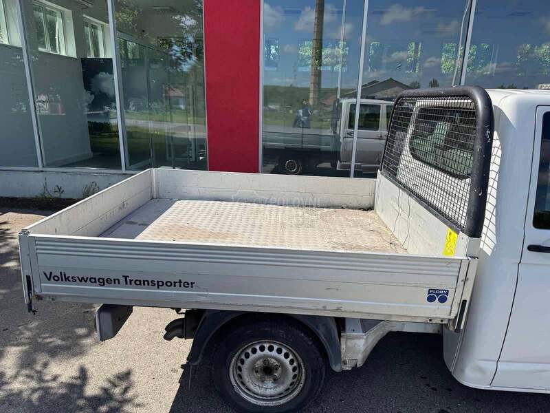 Volkswagen Transporter T5 2.0 TDI