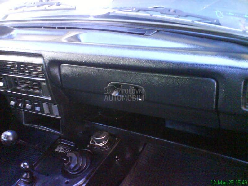 Lada Niva SERVO VOLAN B ENZI N