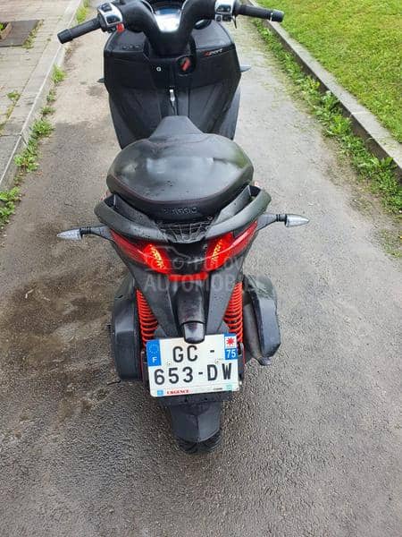 Piaggio MP3 300 hpe