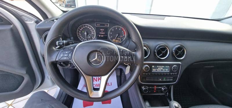 Mercedes Benz A 180 NOOVO
