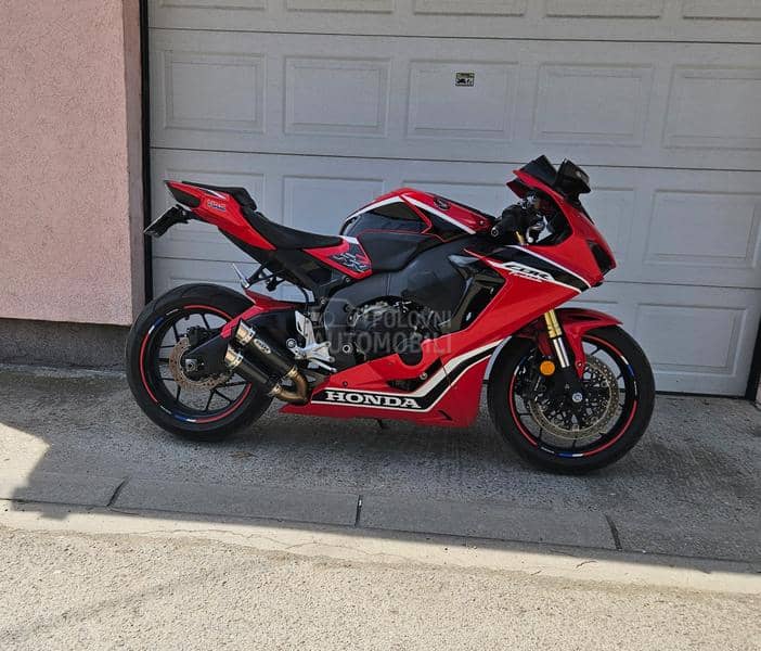 Honda CBR 1000 RR