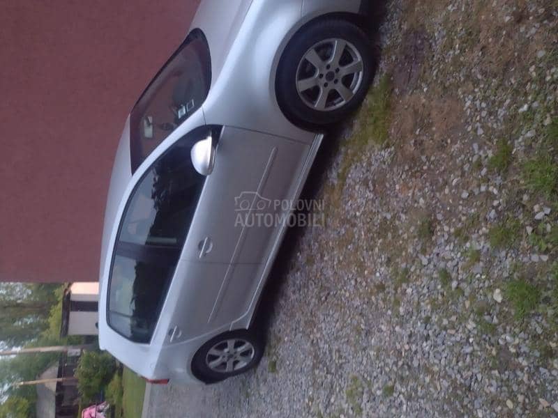 Volkswagen Golf 5 1,9 TDI