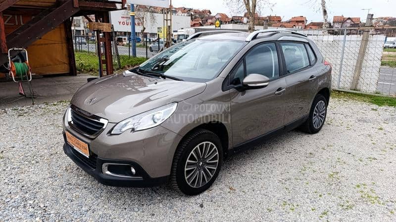 Peugeot 2008 1.2 ACCESS
