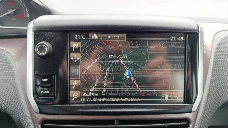 Peugeot 2008 1.2 ACCESS