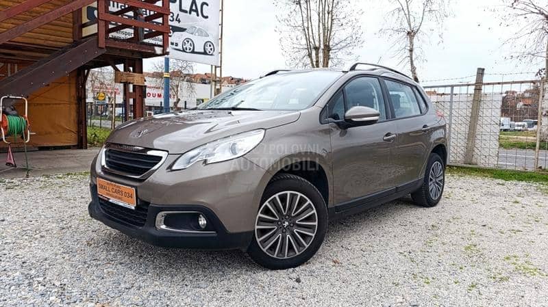 Peugeot 2008 1.2 ACCESS