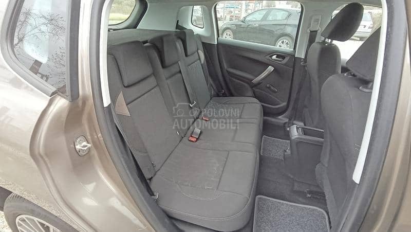 Peugeot 2008 1.2 ACCESS
