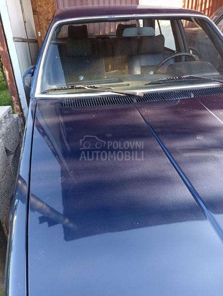 BMW 728 E23, 728i