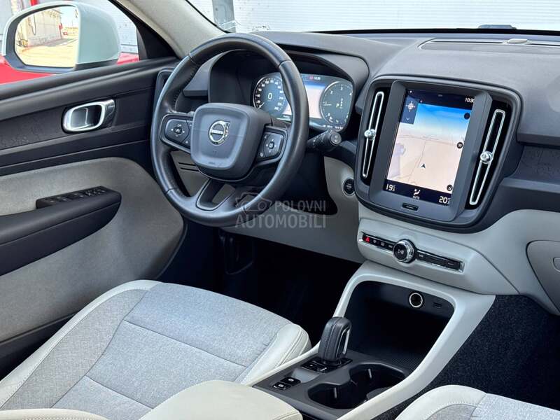 Volvo XC40 LED/Luxe/Autom