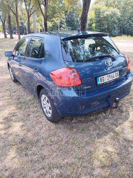 Toyota Auris 14  d4d