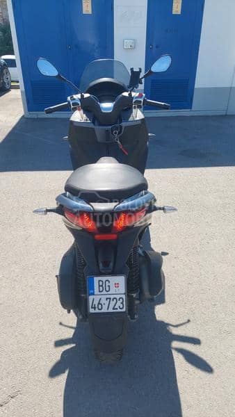 Piaggio mp3 300 HPE
