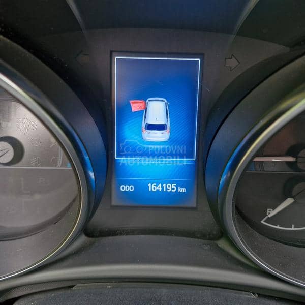 Toyota Auris 1.8 hibrid